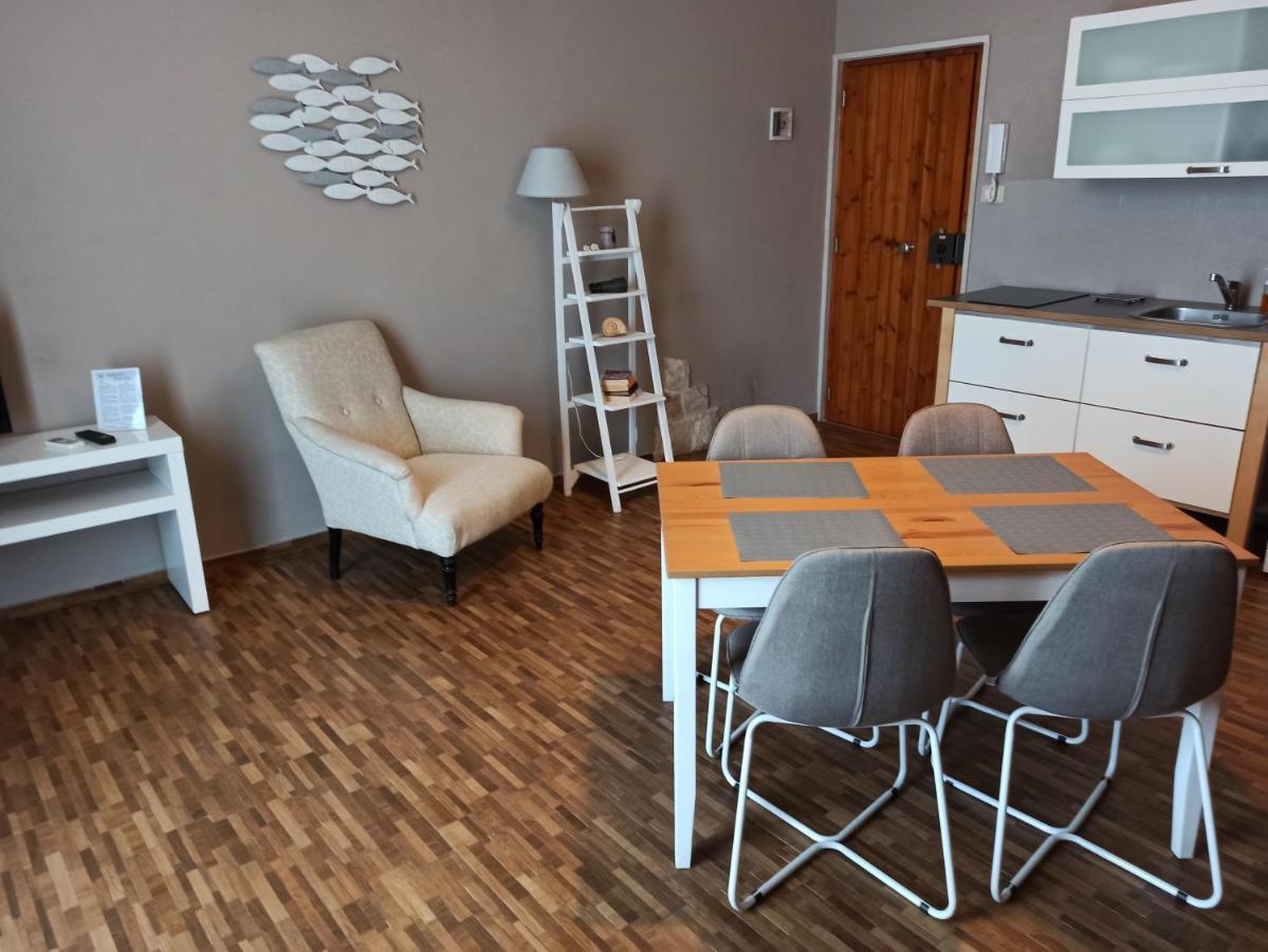 Ad Home Trani Bagian luar foto