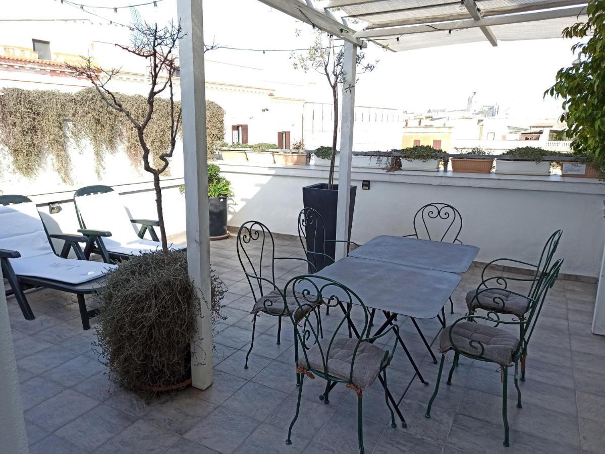 Ad Home Trani Bagian luar foto