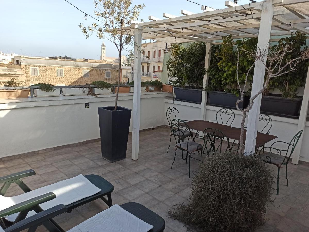 Ad Home Trani Bagian luar foto