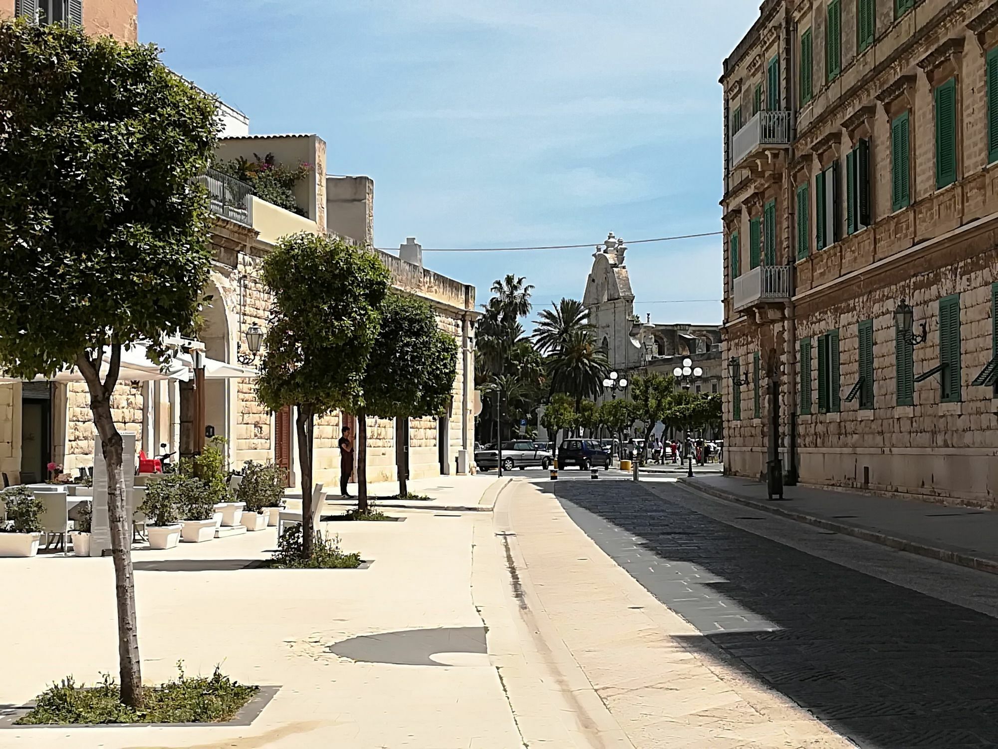 Ad Home Trani Bagian luar foto